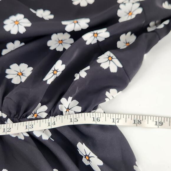 Nasty Gal Daisy Me Rollin' Wrap Top Peplum Blouse Plus Size 22 Black Boho Casual - Picture 7 of 8